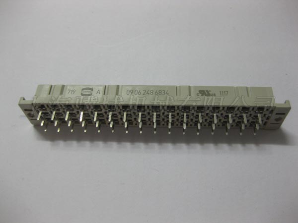 FR700